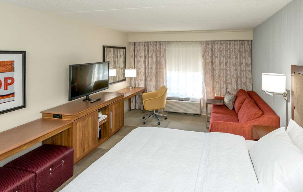Hampton By Hilton Medellin Hotel Kamer foto